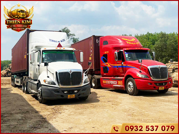 Vận tải container