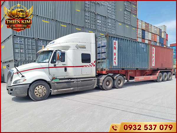 Vận tải container