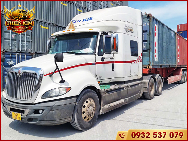 Vận tải container