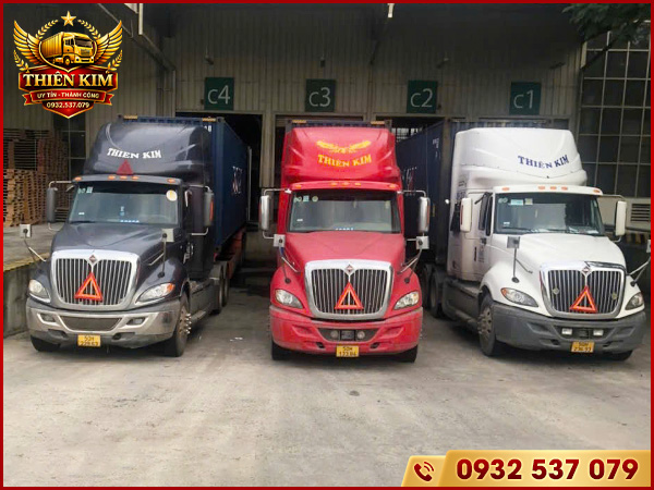 Vận tải container